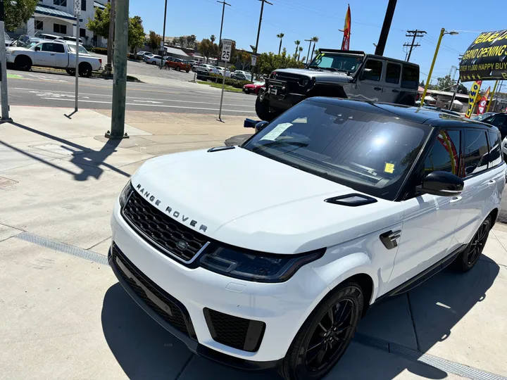 WHITE, 2019 LAND ROVER RANGE ROVER SPORT Image 28