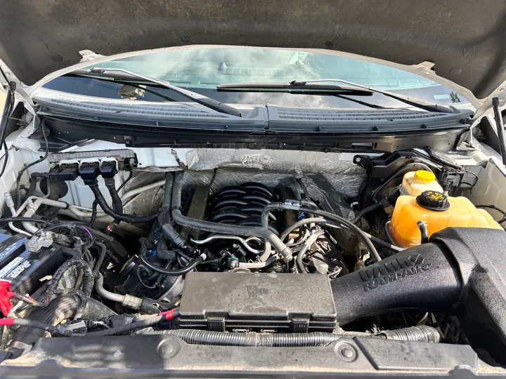 WHITE, 2014 FORD F150 SUPERCREW CAB Image 29