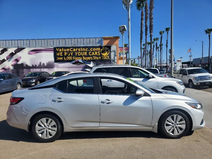 SILVER, 2021 NISSAN SENTRA Image 6