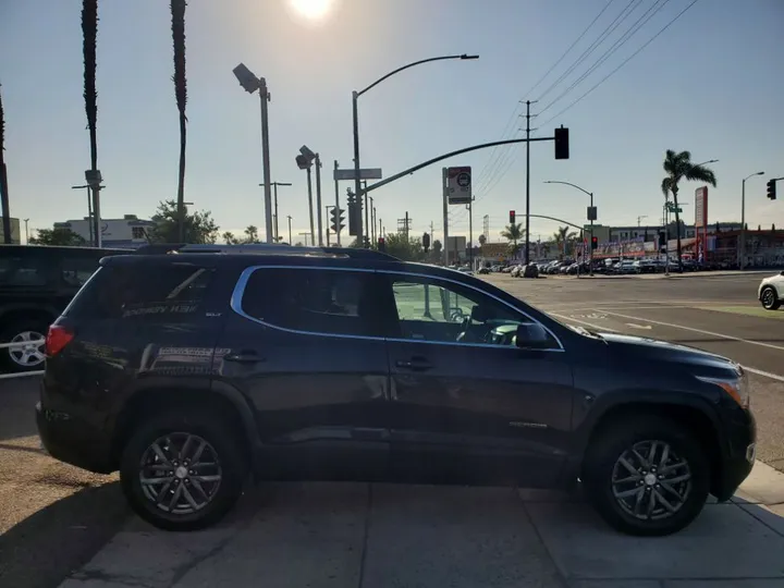 BLUE, 2019 GMC ACADIA Image 5