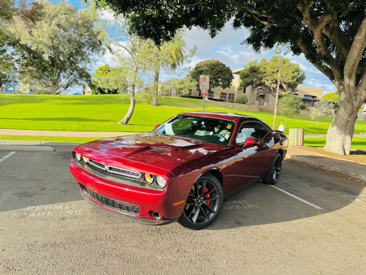 RED, 2019 DODGE CHALLENGER Image 2