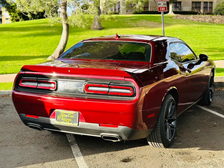 RED, 2019 DODGE CHALLENGER Image 4