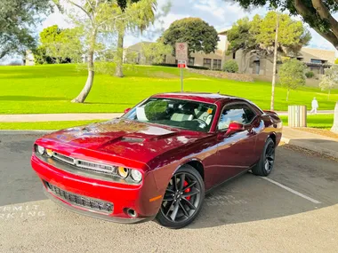 RED, 2019 DODGE CHALLENGER Image 2