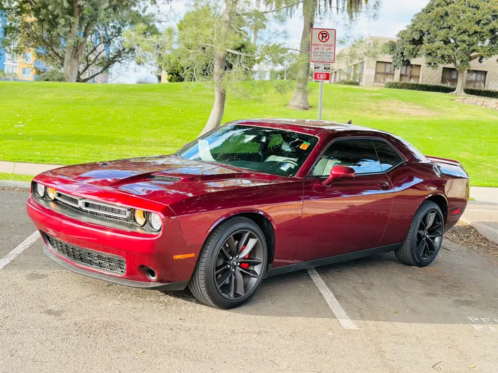 RED, 2019 DODGE CHALLENGER Image 11