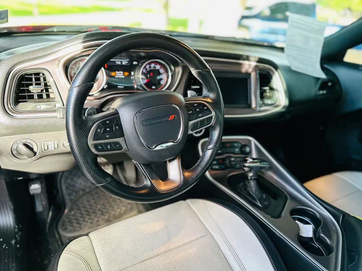 RED, 2019 DODGE CHALLENGER Image 20