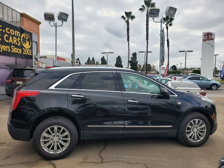 BLACK, 2018 CADILLAC XT5 Image 6