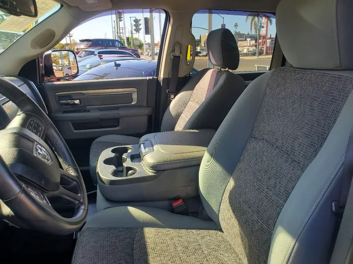 RED, 2016 RAM 1500 CREW CAB Image 20