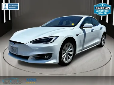 WHITE, 2016 TESLA MODEL S Image 