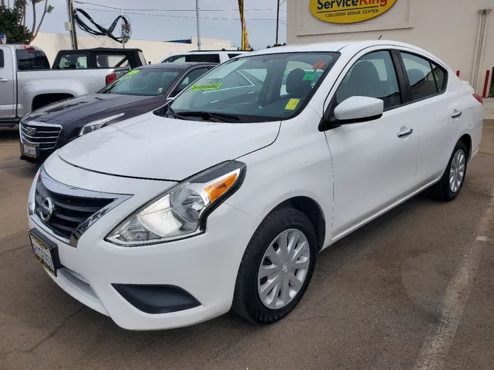 WHITE, 2019 NISSAN VERSA Image 2