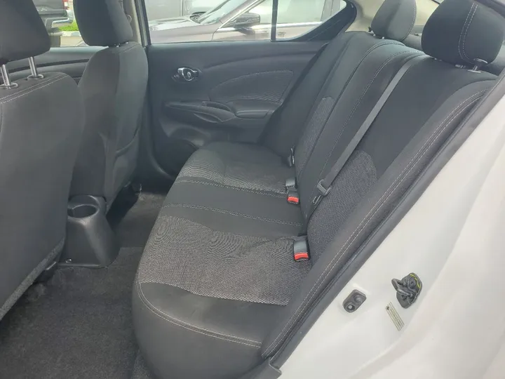 WHITE, 2019 NISSAN VERSA Image 14