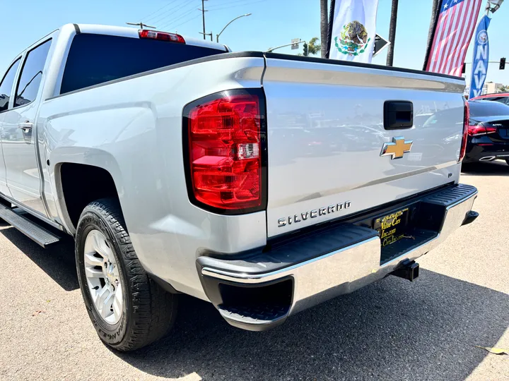 SILVER, 2017 CHEVROLET SILVERADO 1500 CREW CAB Image 10