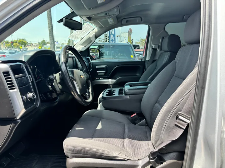 SILVER, 2017 CHEVROLET SILVERADO 1500 CREW CAB Image 13