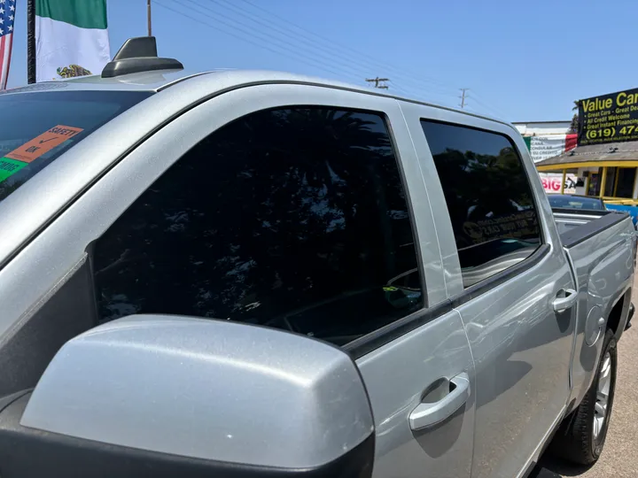 SILVER, 2017 CHEVROLET SILVERADO 1500 CREW CAB Image 27