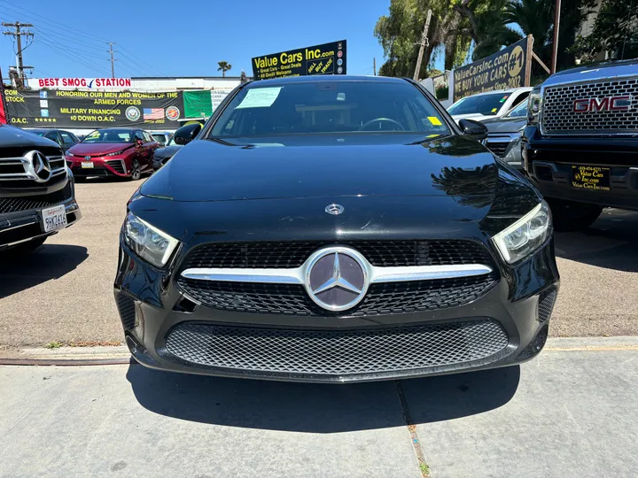 BLACK, 2019 MERCEDES-BENZ A-CLASS Image 2