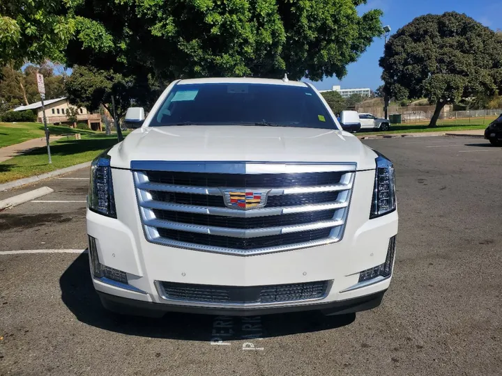 WHITE, 2017 CADILLAC ESCALADE Image 15