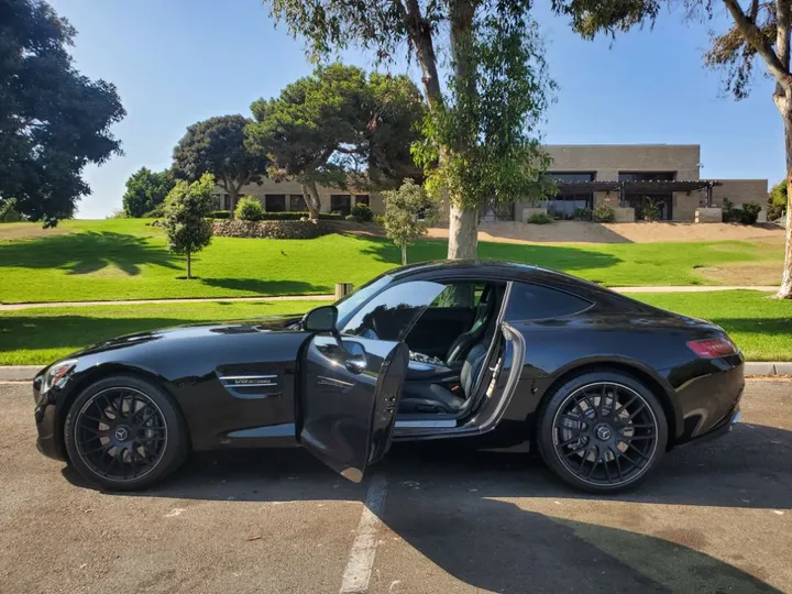 BLACK, 2017 MERCEDES-BENZ MERCEDES-AMG GT Image 14