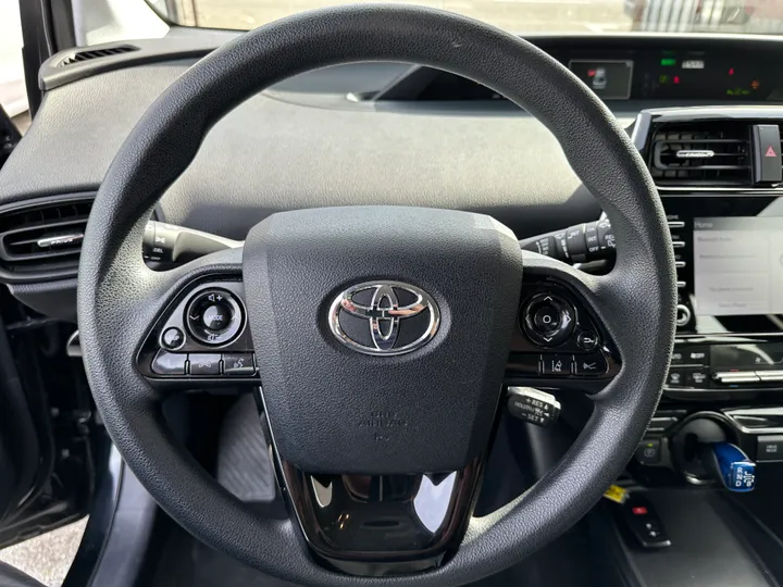 BLACK, 2021 TOYOTA PRIUS Image 12