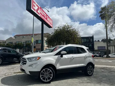 WHITE, 2018 FORD ECOSPORT Image 24