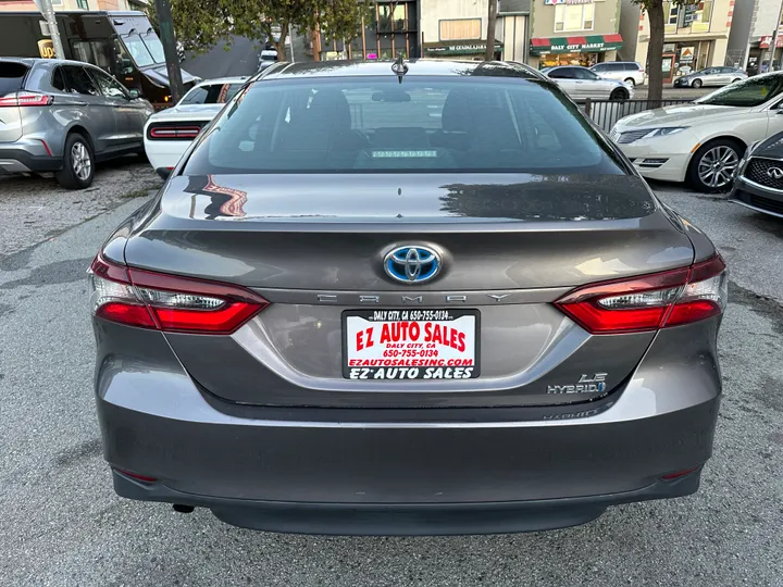 GRAY, 2021 TOYOTA CAMRY HYBRID Image 4