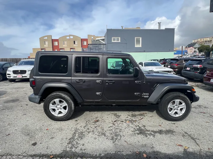 GRAY, 2021 JEEP WRANGLER UNLIMITED Image 2