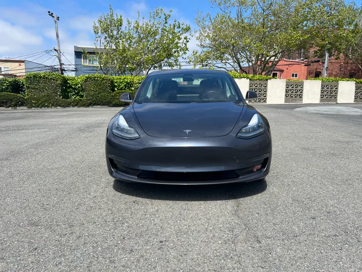 GRAY, 2018 TESLA MODEL 3 Image 8