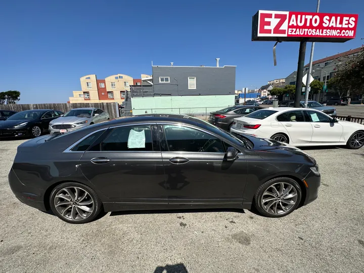 GRAY, 2019 LINCOLN MKZ Image 2