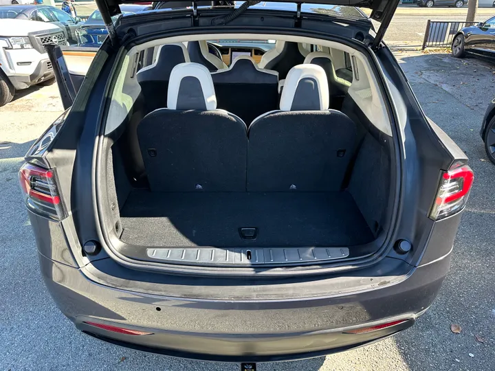 GRAY, 2018 TESLA MODEL X Image 27