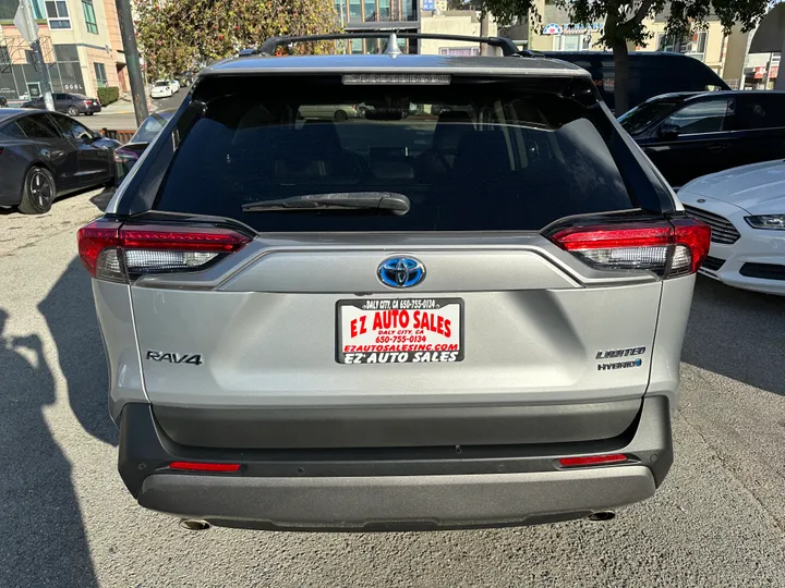 SILVER, 2020 TOYOTA RAV4 HYBRID Image 5