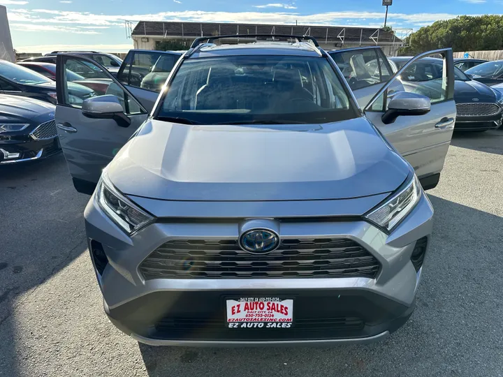 SILVER, 2020 TOYOTA RAV4 HYBRID Image 26