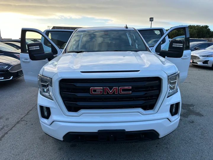 WHITE, 2020 GMC SIERRA 1500 CREW CAB Image 24