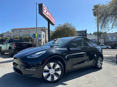 BLACK, 2021 TESLA MODEL Y Image 