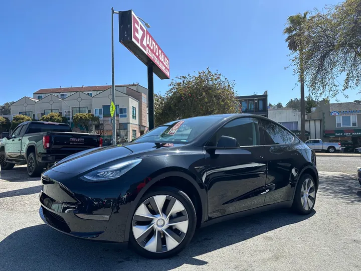 BLACK, 2021 TESLA MODEL Y Image 1