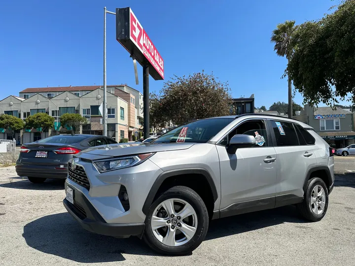 SILVER, 2021 TOYOTA RAV4 Image 1