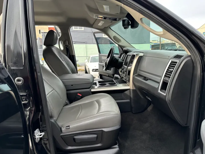 BLACK, 2013 RAM 1500 CREW CAB Image 8