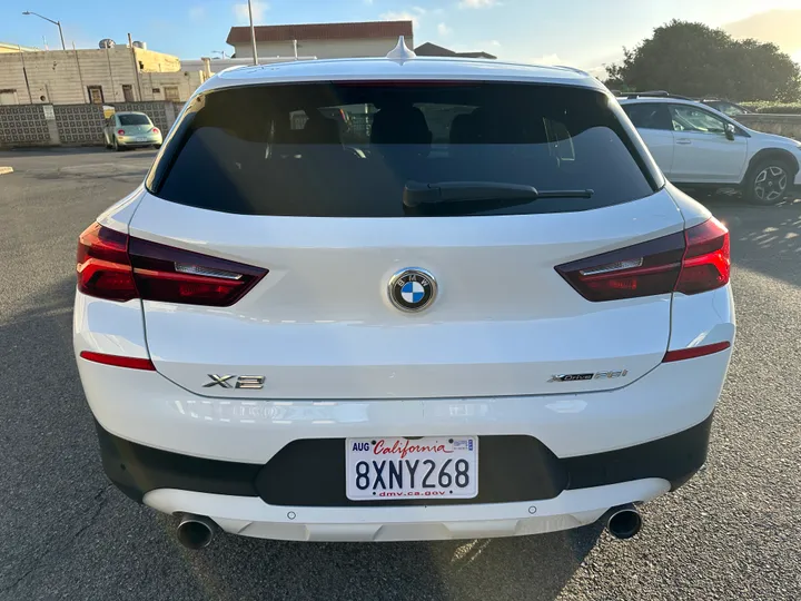 WHITE, 2022 BMW X2 Image 5