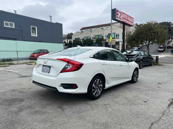 WHITE, 2017 HONDA CIVIC Image 9