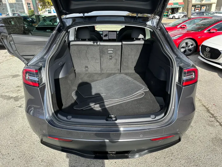 GRAY, 2020 TESLA MODEL Y Image 20