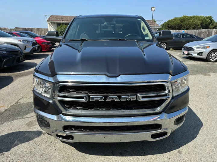 GRAY, 2019 RAM 1500 QUAD CAB Image 4