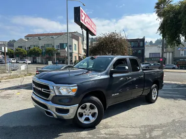 GRAY, 2019 RAM 1500 QUAD CAB Image 