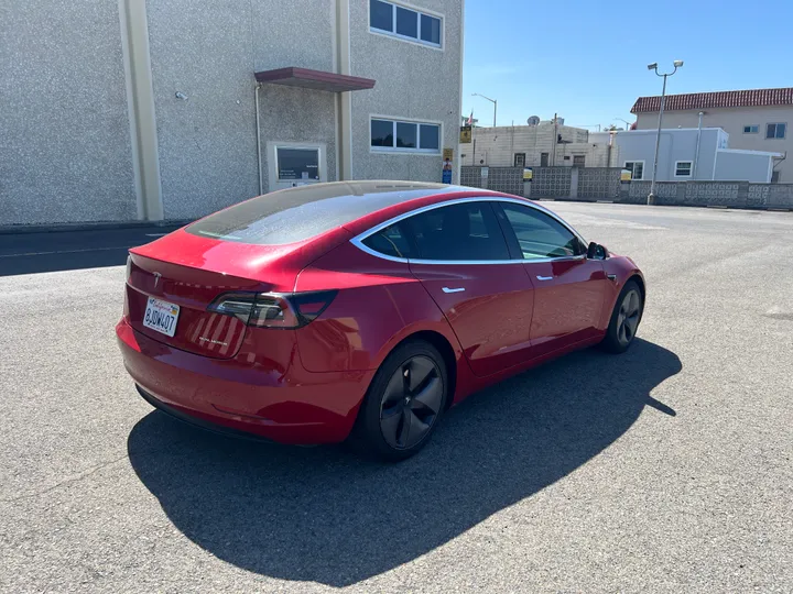 RED, 2019 TESLA MODEL 3 Image 5