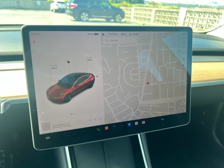 RED, 2019 TESLA MODEL 3 Image 21