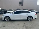 WHITE, 2017 CHEVROLET MALIBU Thumnail Image 6