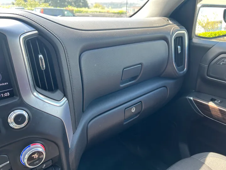 BLACK, 2019 GMC SIERRA 1500 DOUBLE CAB Image 22