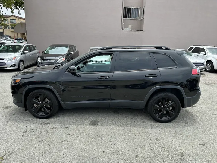 BLACK, 2019 JEEP CHEROKEE Image 2