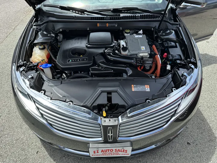 GRAY, 2015 LINCOLN MKZ Image 22