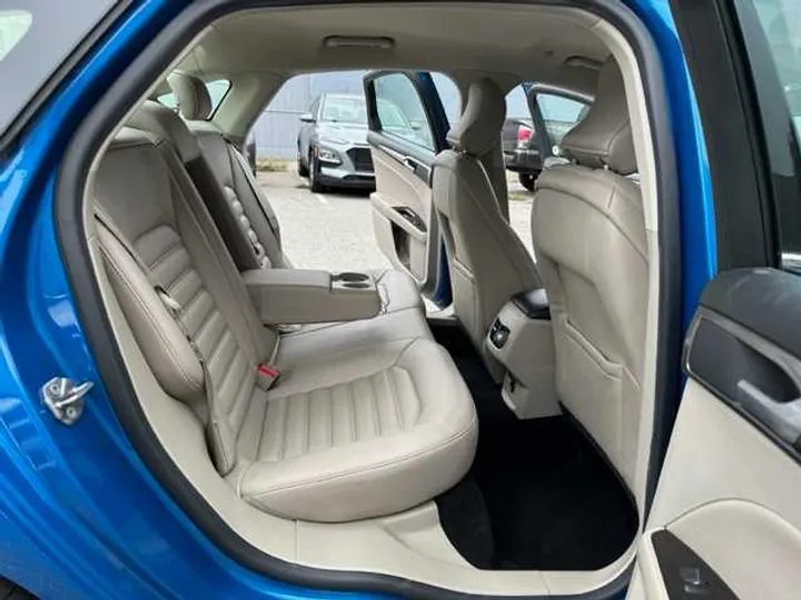 BLUE, 2019 FORD FUSION Image 13