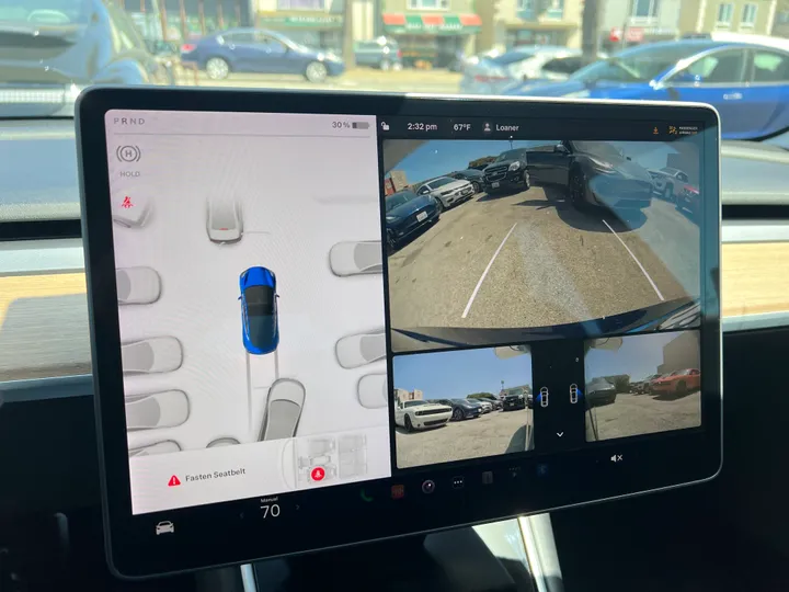 BLUE, 2018 TESLA MODEL 3 Image 23