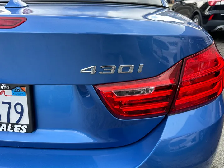 BLUE, 2017 BMW 4 SERIES Image 16