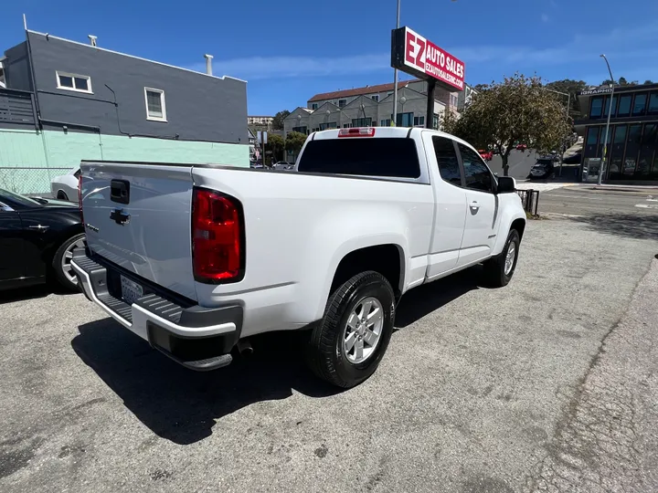 WHITE, 2019 CHEVROLET COLORADO EXTENDED CAB Image 9