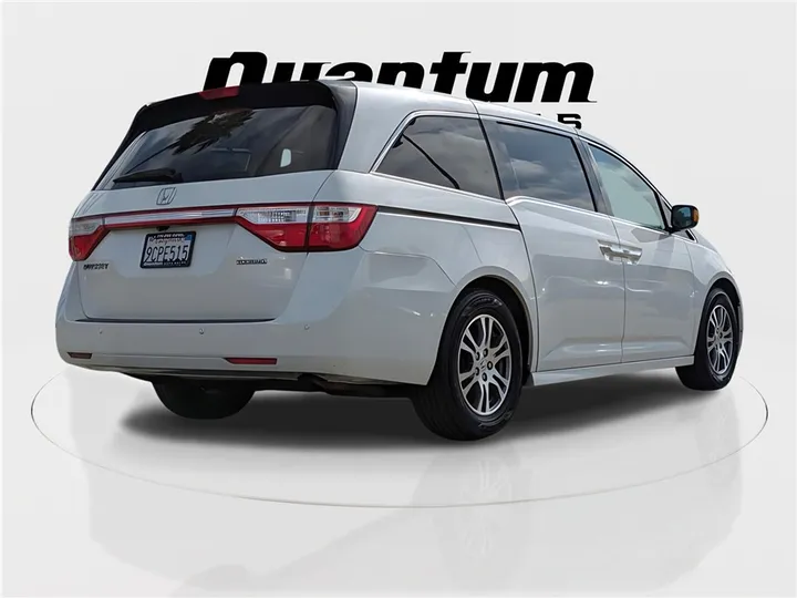 WHITE, 2012 HONDA ODYSSEY Image 5